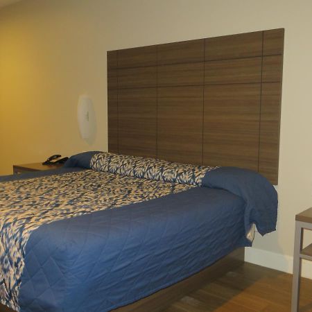 Palace Inn Richey Road Хюстън Екстериор снимка